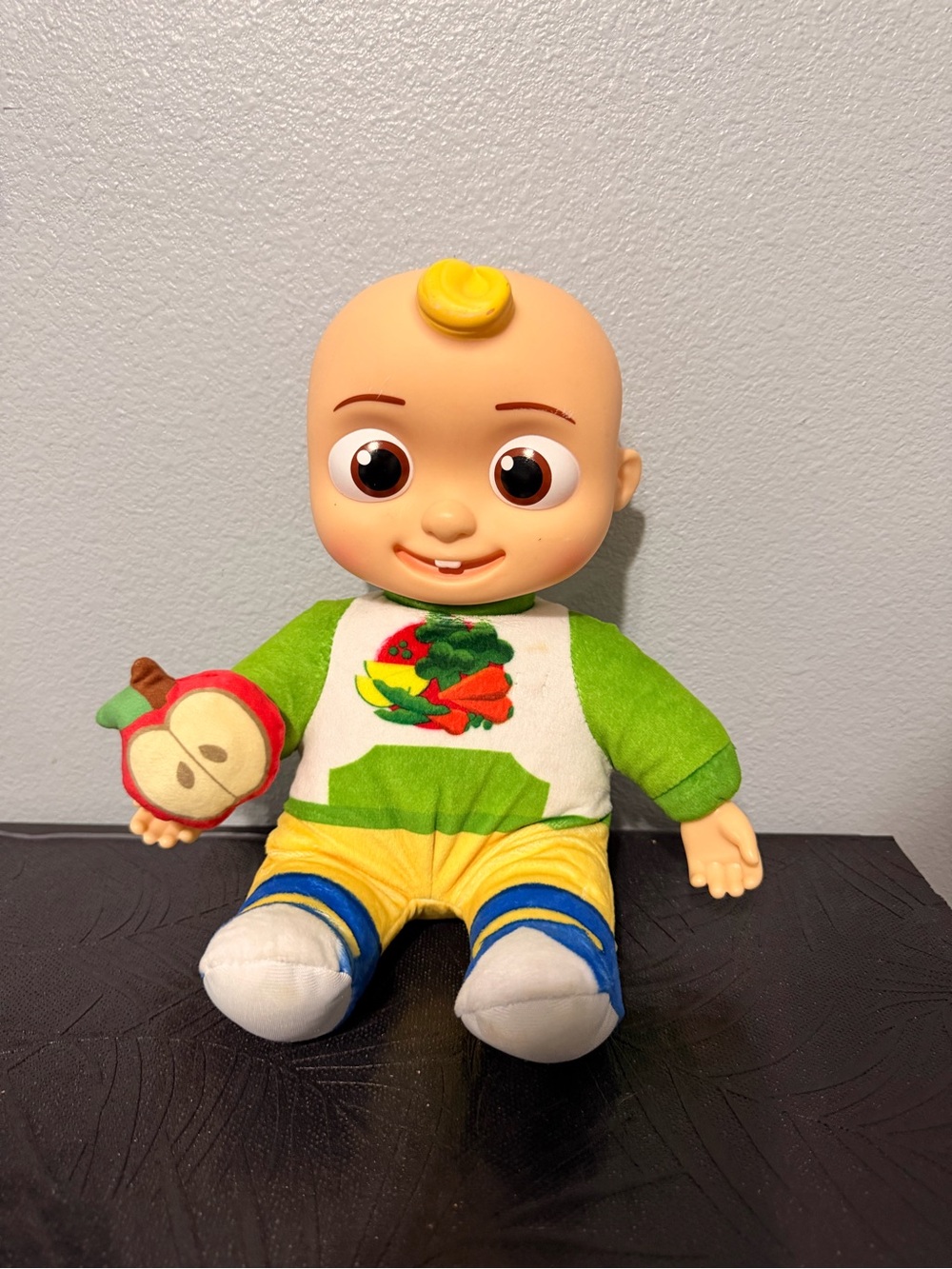 Cocomelon Snack Time JJ Plush “Yes Yes Vegetables” Song Phrase